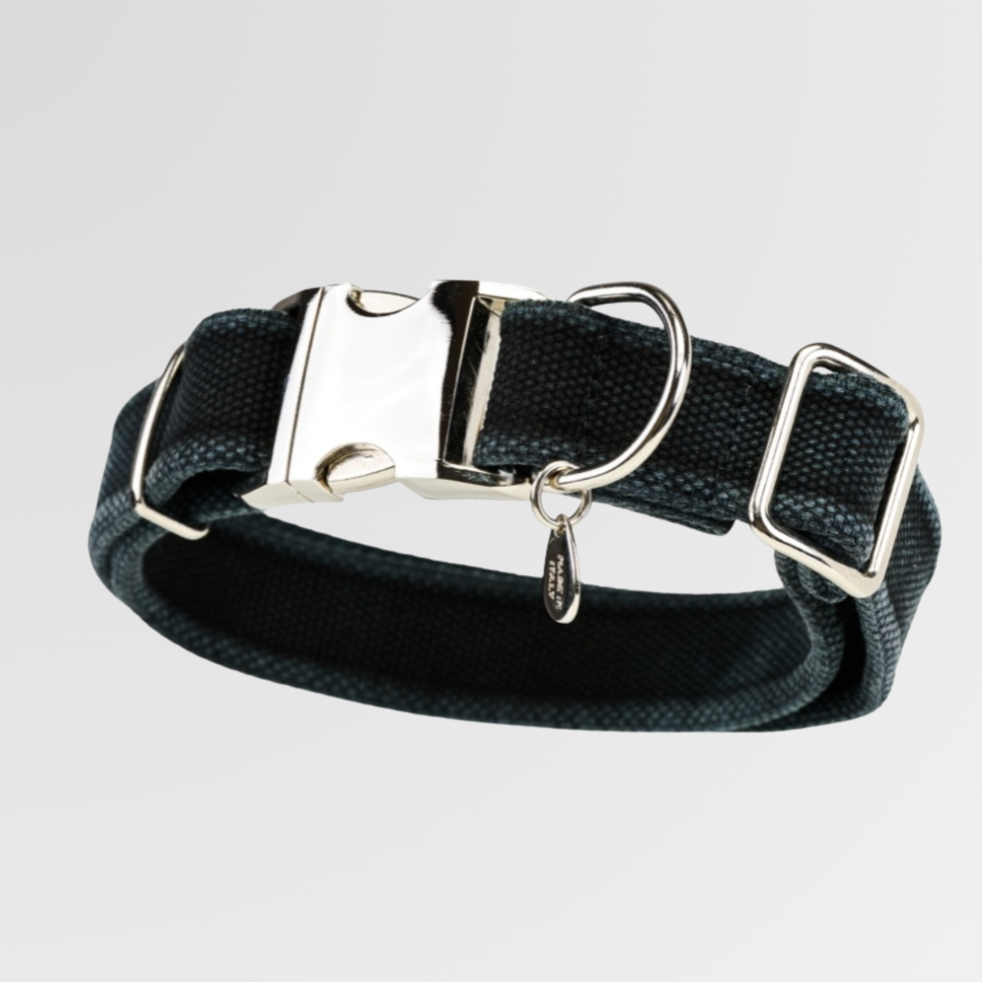 Malucchi Luxus Hundehalsband TRACK stone wash schwarz- strapazierfähiges Baumwoll Halsband im urbanen Look (Kopie)